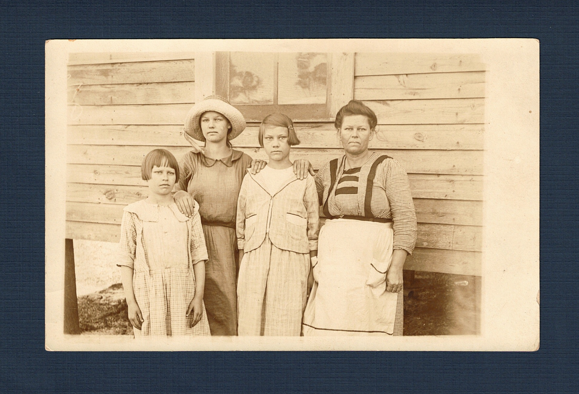 1900XXXX Geneva 02 - Front